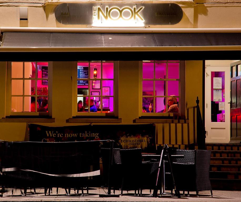 Rooms @The Nook Cocktail Bar Weymouth Exterior foto